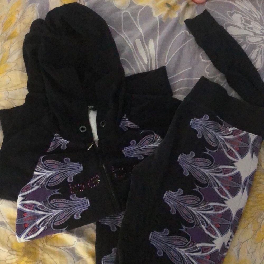 Bebe logo set